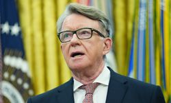 Devlet sırlarını Epstein ile paylaşmakla suçlanan Mandelson gözaltına alındı