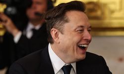 Elon Musk net serveti 800 milyar doları aşan tarihteki ilk insan oldu