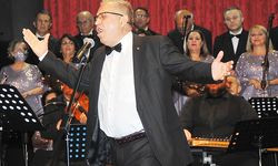 Antalya'da Yıldırım Gürses eserleri