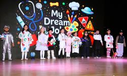 Yabancı dil vizyonu sahneye taşındı