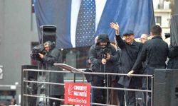 CHP Genel Başkanı Özel: Milletimden utandım, özür diyorum