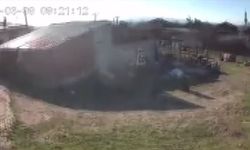 Deprem anında büyük bir gürültü ve patlama yaşandı