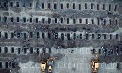 İran Dışişleri Bakanı Arakçi: "Minab'daki okul saldırısı savaş suçudur"