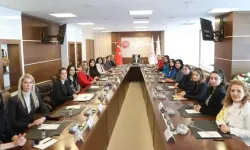 Bakan Göktaş, baroların kadın ve çocuk hakları komisyonu temsilcileriyle görüştü