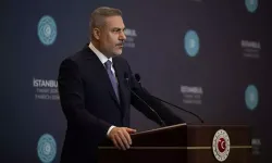 "Türkiye etrafındaki ateş çemberine rağmen güvenliğini ve istikrarını korumaktadır"