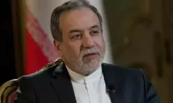 Arakçi'den Macron'a tepki: Tahran'daki yakıt depolarını havaya uçurduğunda İsrail'i kınamadı