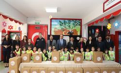 Aksu'da miniklerden büyük dayanışma