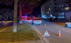 Kamyonetle çarpışan motosikletli yaralandı