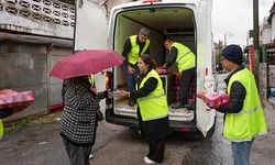 Mersin'de 'bayram sofrası' evlere ulaştı