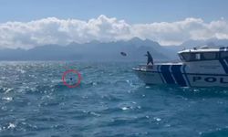 Antalya'da denize açıldığı kano devrildi