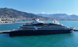 Alanya'ya demir attı