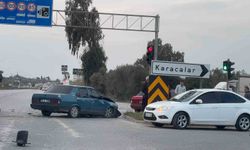 Kırmızı ışık ihlali kazayı getirdi