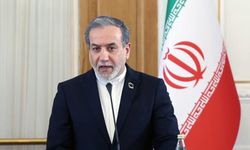 Arakçi: ABD’nin çelişkili tutumu diplomatik sürece güvensizliği artırıyor