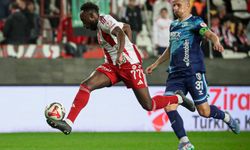 Antalyaspor, Samsun’a 2 golle mağlup oldu