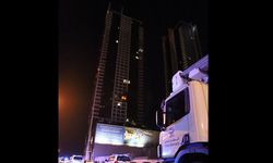 İran, Bahreyn'de otel ve 2 konutu hedef aldı