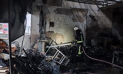 Alanya'da mobilya atölyesinde çıkan yangın söndürüldü