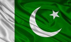 Pakistan: İran, Pakistan bandıralı 20 geminin Hürmüz'den geçmesine izin verdi