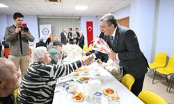 Vali Şahin Alanya Huzurevi'nde iftarda