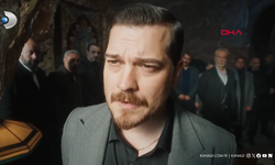 Eşref sevda defterini kapattı