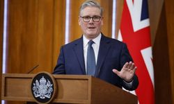 Starmer: Hürmüz Boğazı’nı yeniden açmamız gerekiyor