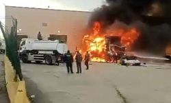 Sınırda korkutan patlama: TIR küle döndü