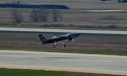 Bayraktar KIZILELMA eğitim uçuşunu başarıyla tamamladı