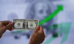 Dövizde yeni gün: Dolar ve Euro yükselişini sürdürüyor!