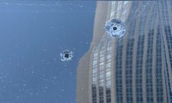 Beşiktaş’ta kurşun yağmurunda kalan servis araçları görüntülendi