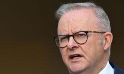 Avustralya Başbakanı: "İhtiyacınızdan fazla yakıt almayın, işe gidip gelirken toplu taşıma kullanın"