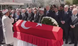 Eski TBMM Başkanı Hüsamettin Cindoruk son yolculuğuna uğurlandı