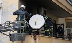Alanya'da apartman dairesi yangında hasar gördü