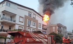 Antalya'da teras katında çıkan yangın korkuttu