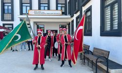 5 ülkeden 97 öğrenci mehter marşlarıyla karşılandı