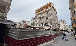 Mersin'de mağdurlar 5 aydır müteahhide ulaşamıyor