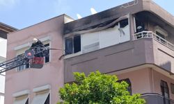 Manavgat'ta 3 katlı binada yangın paniği