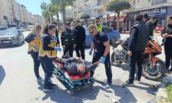 Elektrikli bisiklet ile motosikletin çarpıştı: 3 yaralı