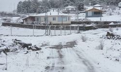 Ankara’ya nisan ayında kar yağdı