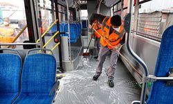 Antalya'da toplu taşıma araçları temizleniyor