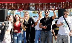 Erasmus öğrencilerinden Kent Meydanı’nda konser