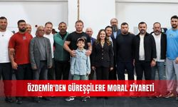 Özdemir'den güreşçilere moral ziyareti