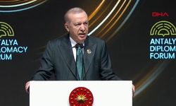 Cumhurbaşkanı Erdoğan'dan önemli açıklamalar ((CANLI))