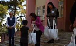 KÖY OKULLARINA KIYAFET DESTEĞİ