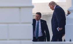 Trump, Yüksek Mahkeme duruşmasına katılan görevdeki ilk başkan oldu