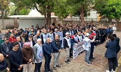 Alanya'da eğitim şehitleri için saf tutuldu: Gıyabi cenaze namazı kılındı