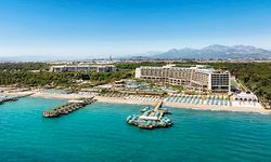 Regnum'da Kenan Doğulu ve Remos ile kutlama