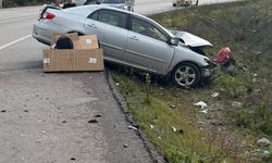 TIR ve otomobil çarpıştı: 2 yaralı