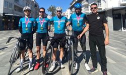 Alanyaspor bisikletçileri Kemer’de kürsüye çıktı