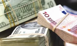Döviz piyasasında son durum: Dolar ve Euro'da hareketlilik sürüyor