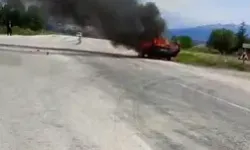 Dumanı fark edip otomobilinden çıktı