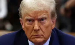 Trump: İran'da her şeyi iki günde yok edebiliriz